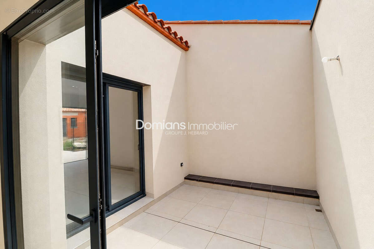 Maison 106 m² à Saint-Cyprien  - photo 7