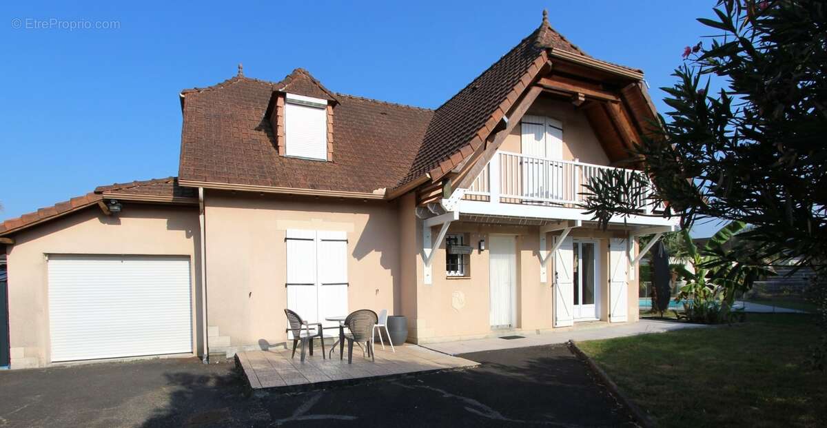 Maison à vendre 6 pièces LONS (64) - photo 12