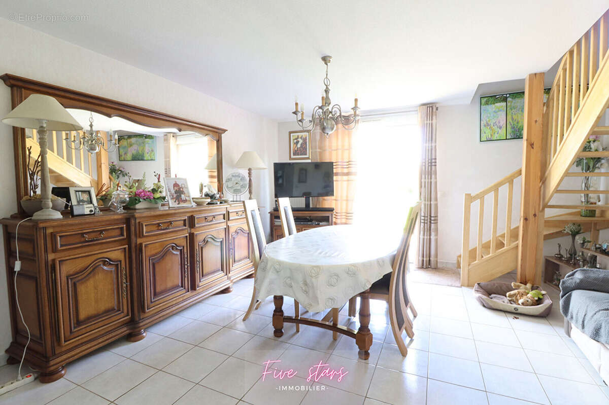 Maison à HUSSIGNY-GODBRANGE