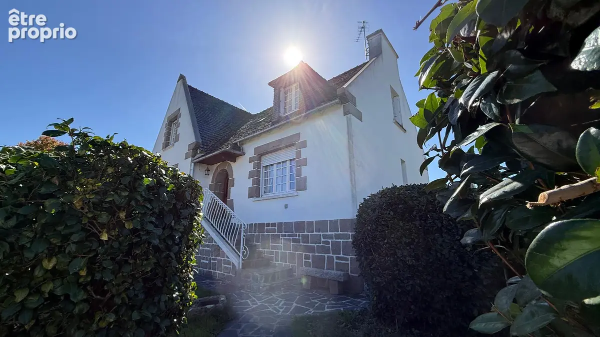 Photo Maison à Saint-Martin-Des-Champs au prix de 234 000€