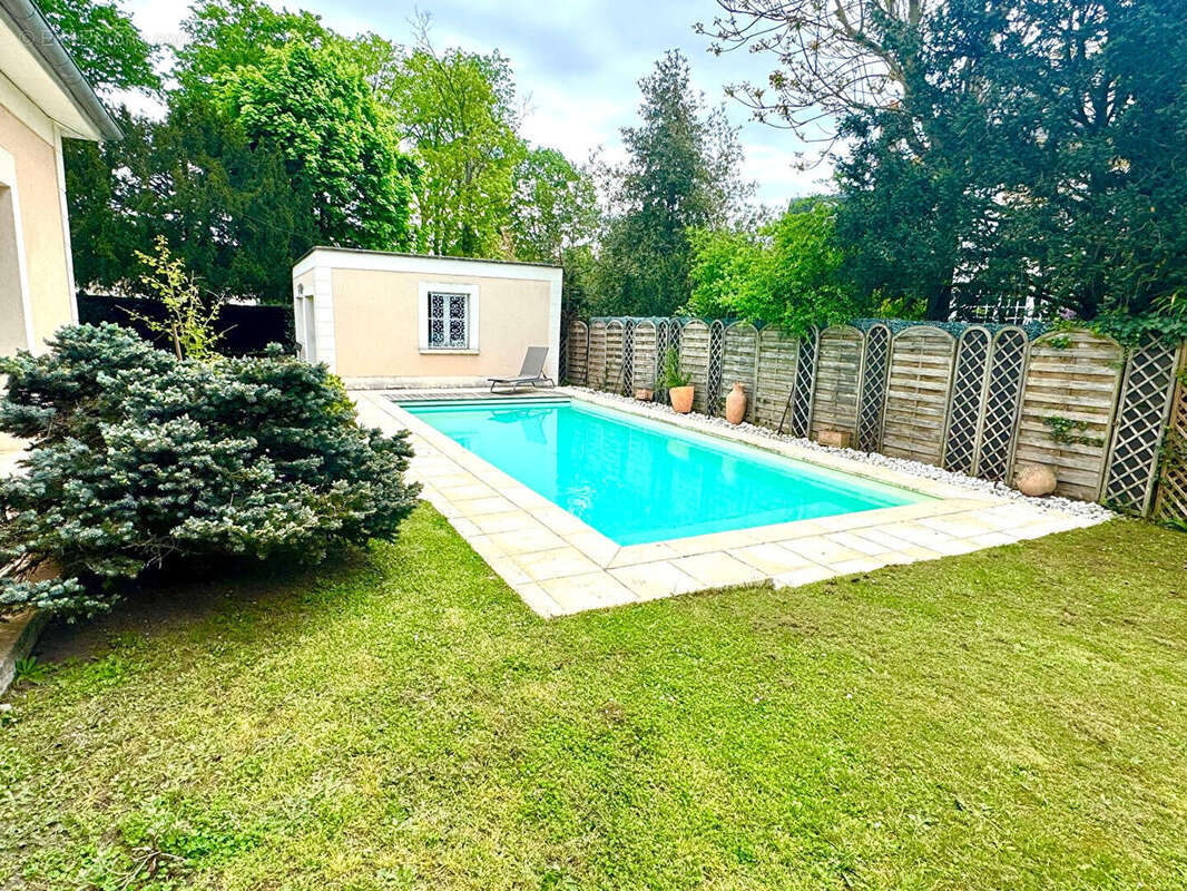 Maison à MAISONS-LAFFITTE