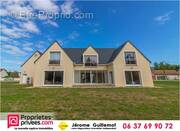 Maison à SELLES-SAINT-DENIS