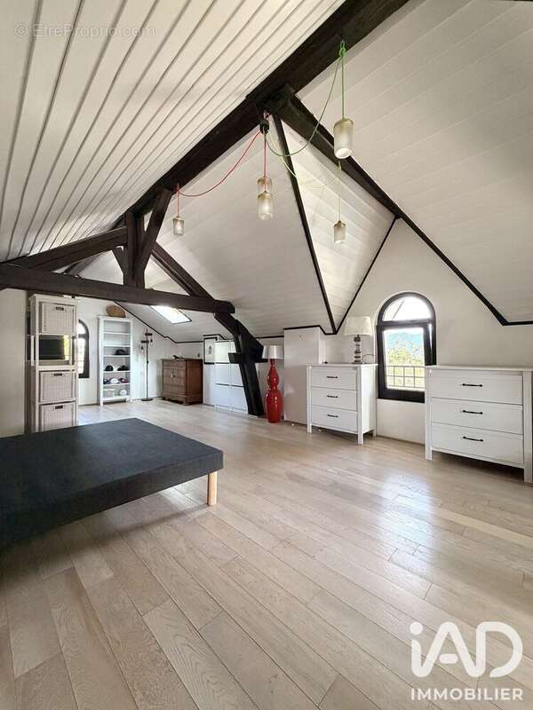 Maison 160 m² à Arthaz-Pont-Notre-Dame  - photo 9