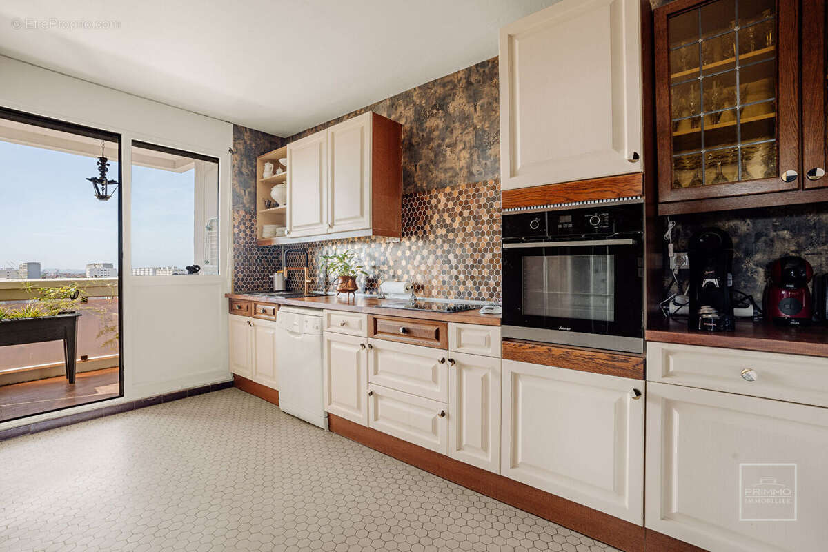 Appartement à LYON-6E