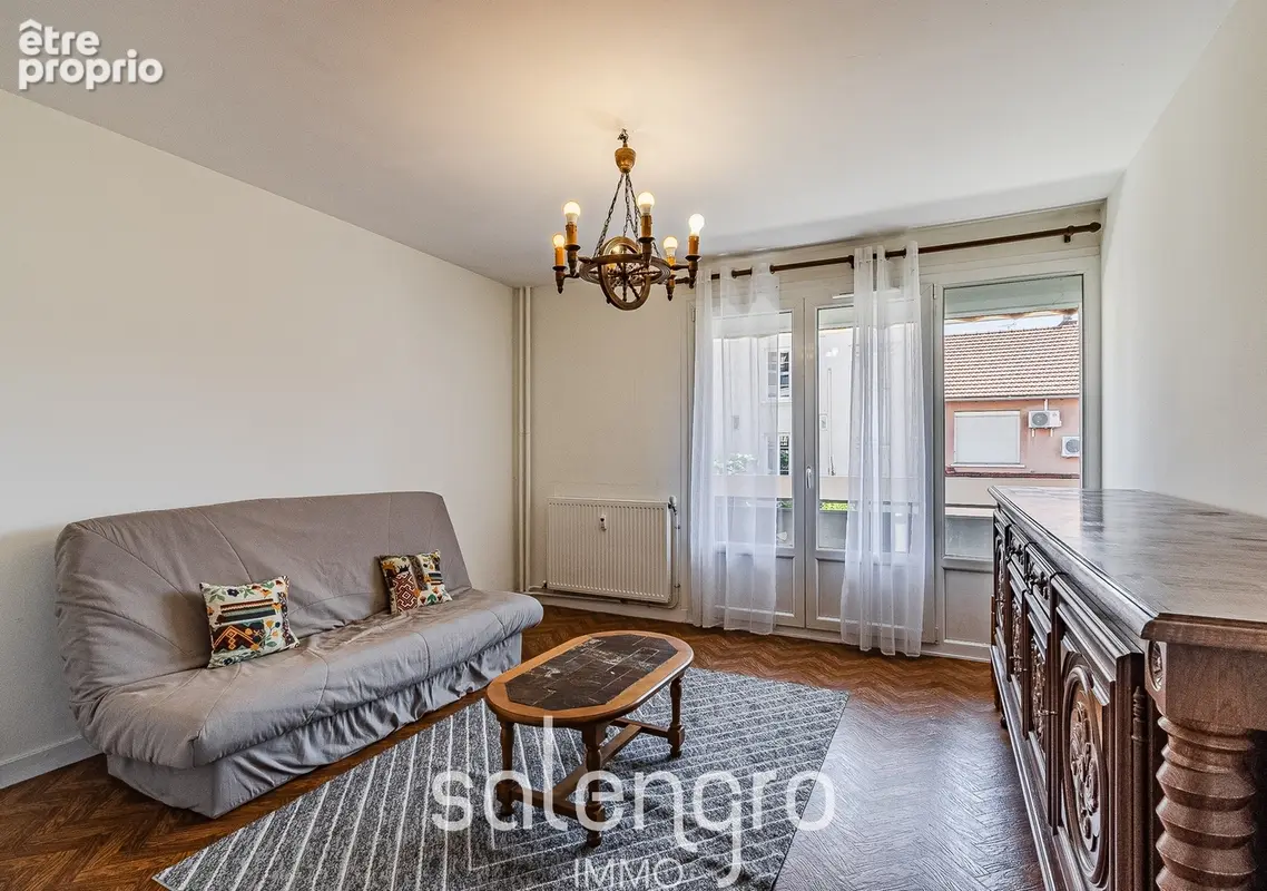 Appartement à LYON-8E