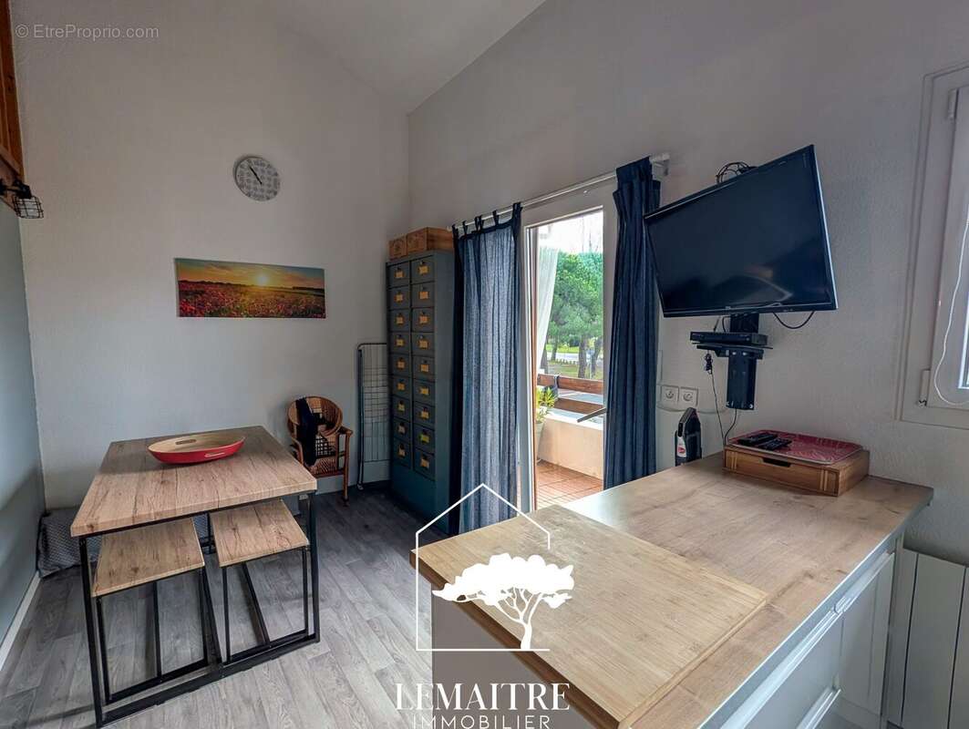 Appartement à LES MATHES