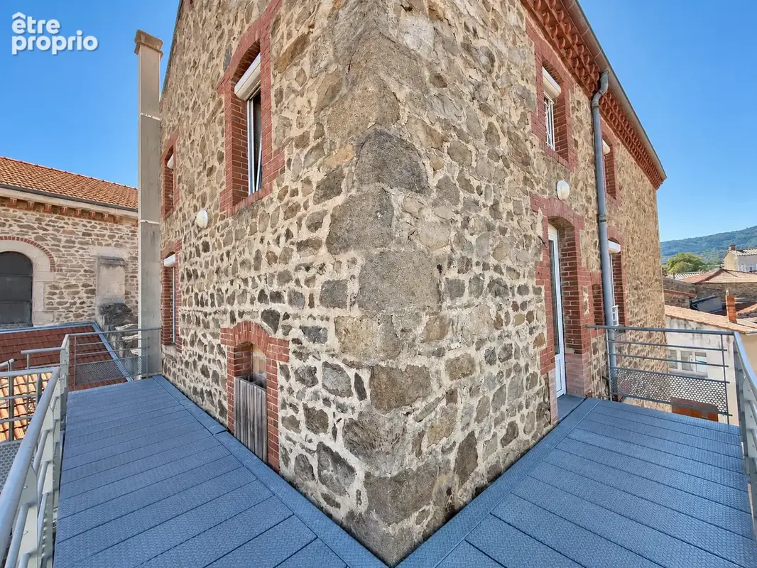 Appartement en duplex 174 m2 - MACLAS centre - 4 chambres, cave et terrasse privatives + jardin commun - photo 21