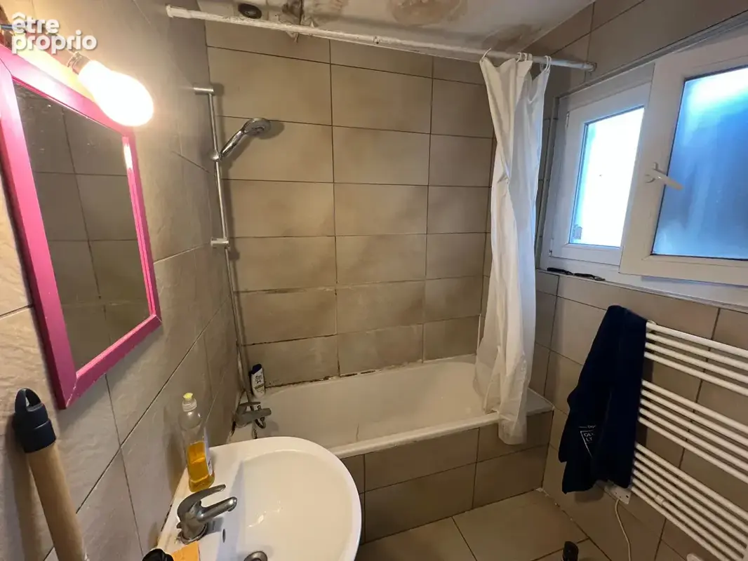 Immeuble de rapport - 4 appartements 2 pièces - 137 m2 - photo 2