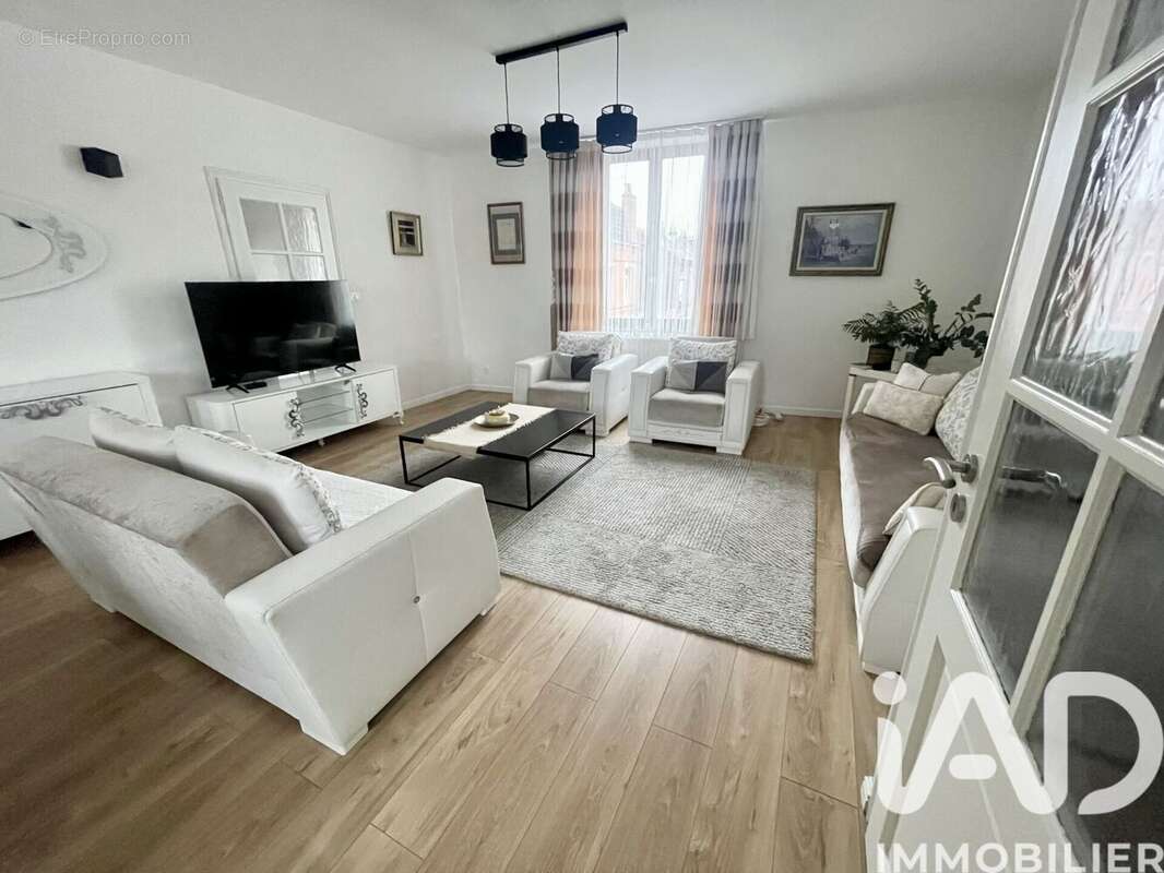 Photo 6 - Maison à MONS-EN-BAROEUL