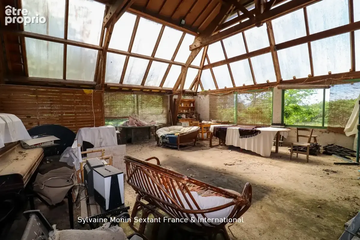 Grande maison familliale de 5 chambres offrant de superbes volumes et une dépendance exceptionnelle dans un cadre privilégié - photo 16