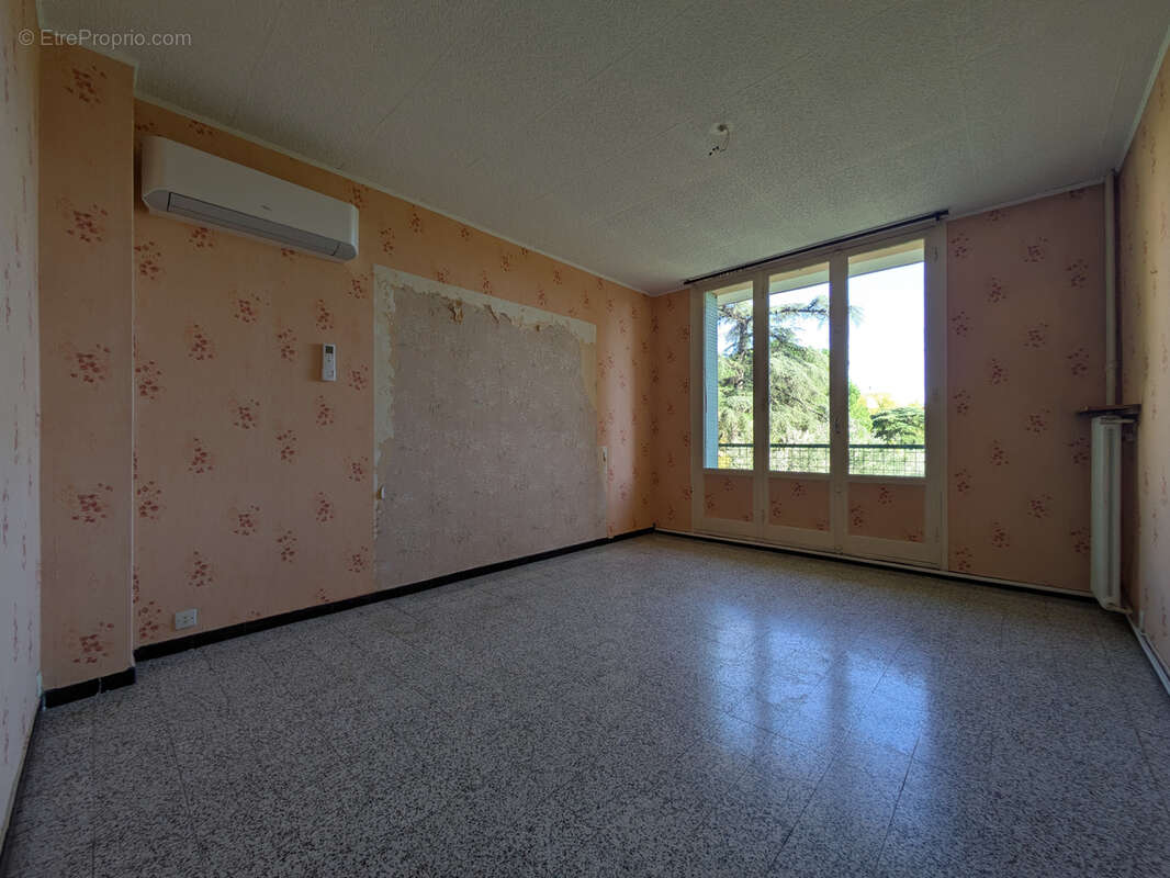 Appartement à PONT-SAINT-ESPRIT