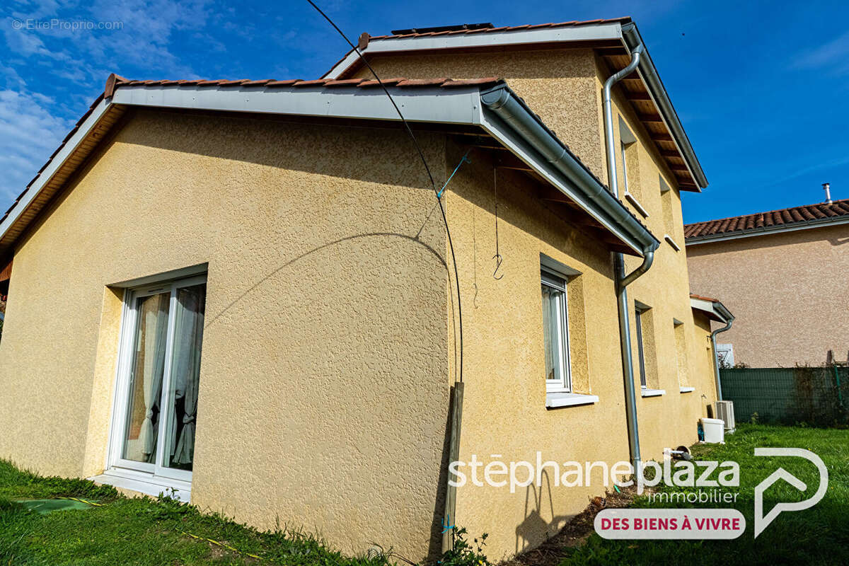 Maison à CORCELLES-EN-BEAUJOLAIS