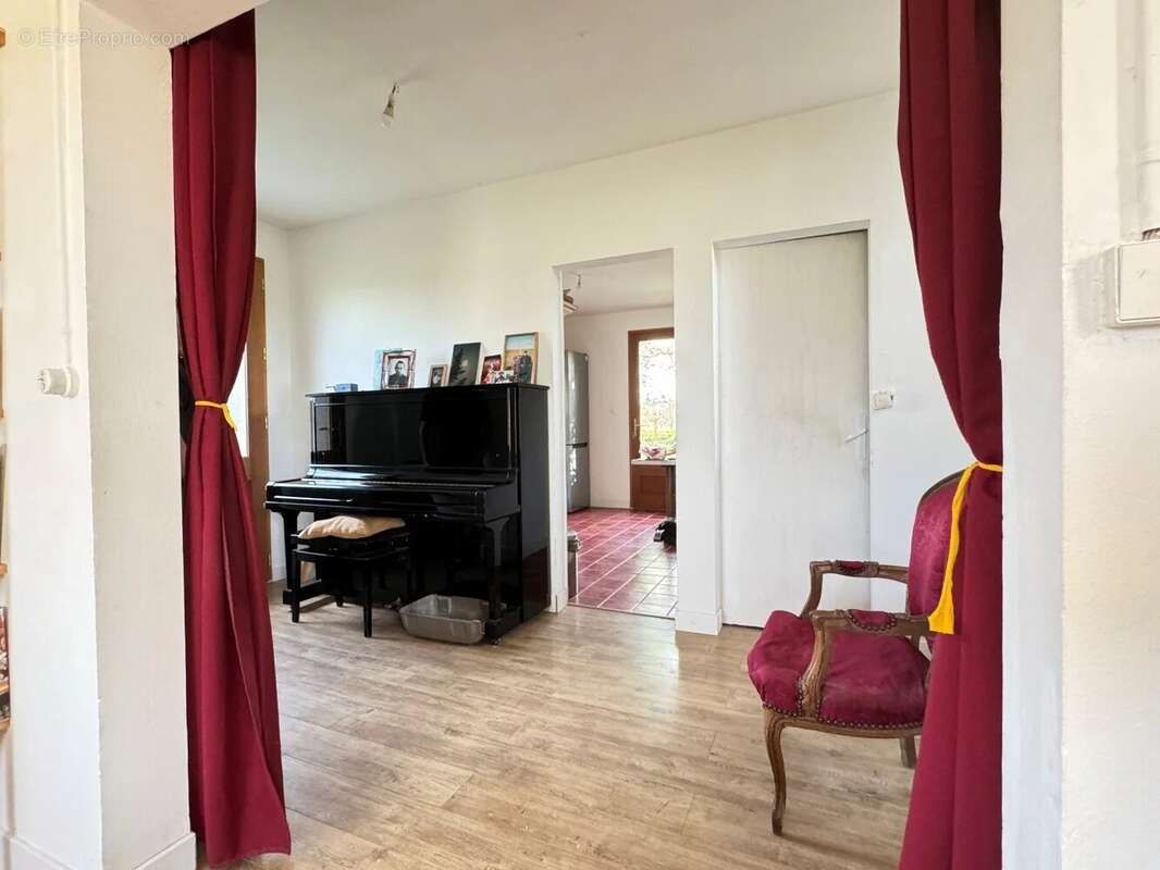 Maison à FLORESSAS