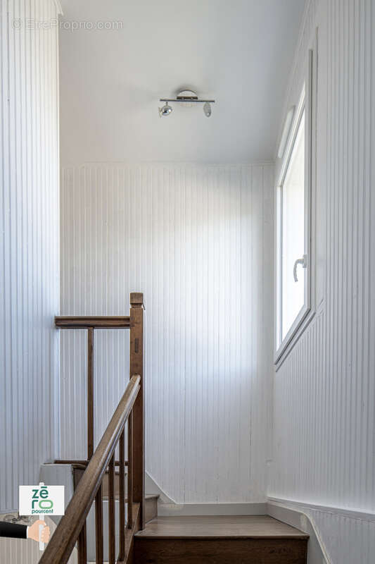 Maison à LES MAGNILS-REIGNIERS