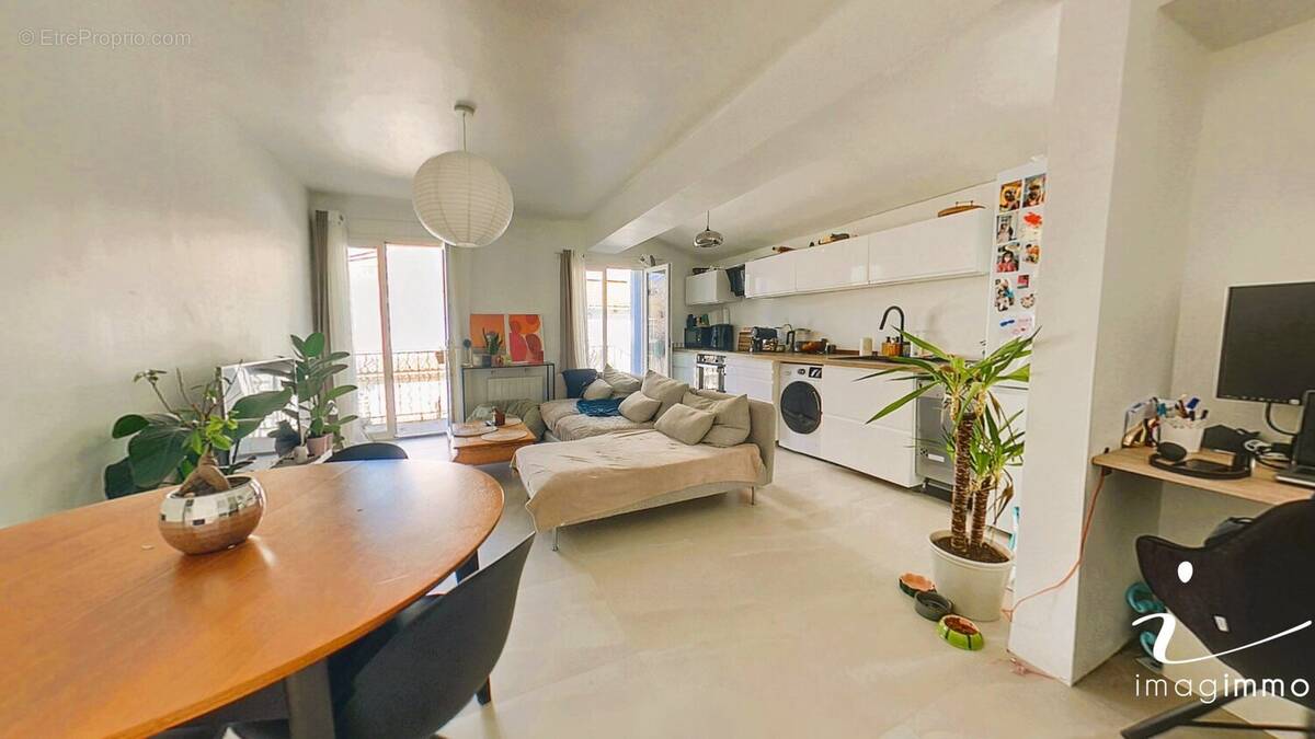 Appartement à SAINT-JEAN-DE-VEDAS