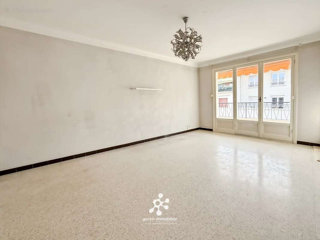 Appartement à CAGNES-SUR-MER