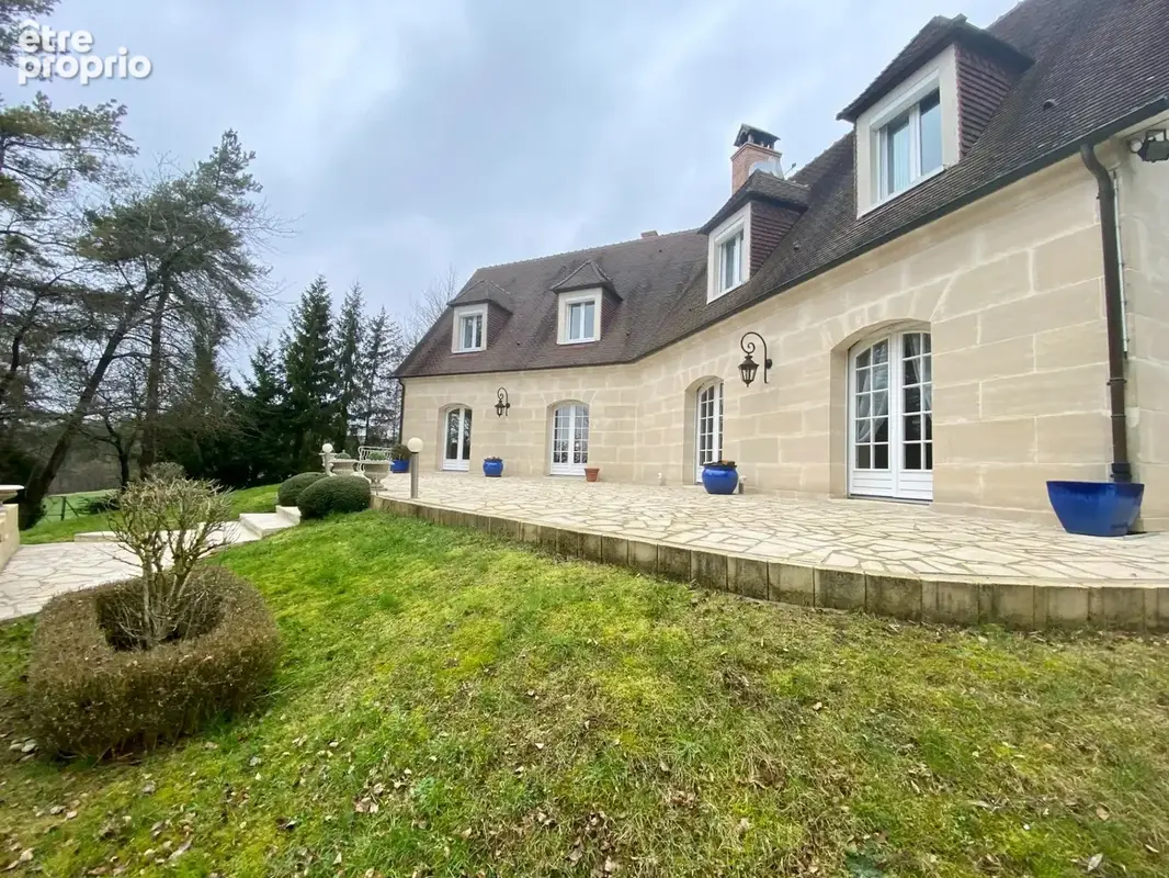TROISSEREUX maison de 296 m² - Terrain de 6 000 m² - photo 12