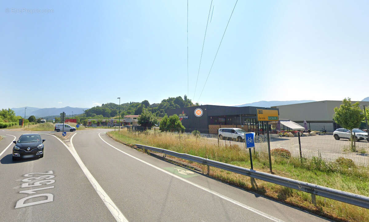 St-Just-de-Claix, axe passant, terrain de 1900m2 - photo 2