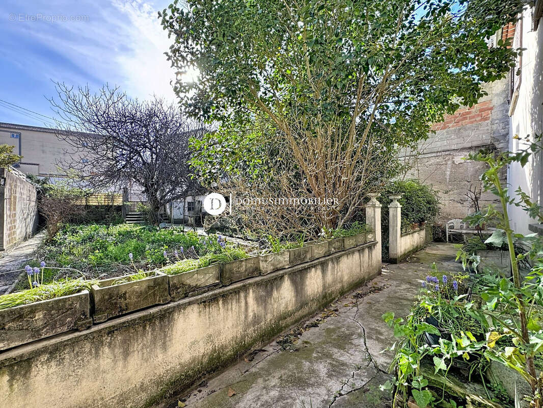 Maison à SORGUES