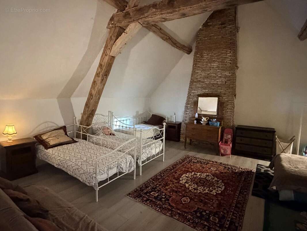Maison à MAGNAC-LAVAL
