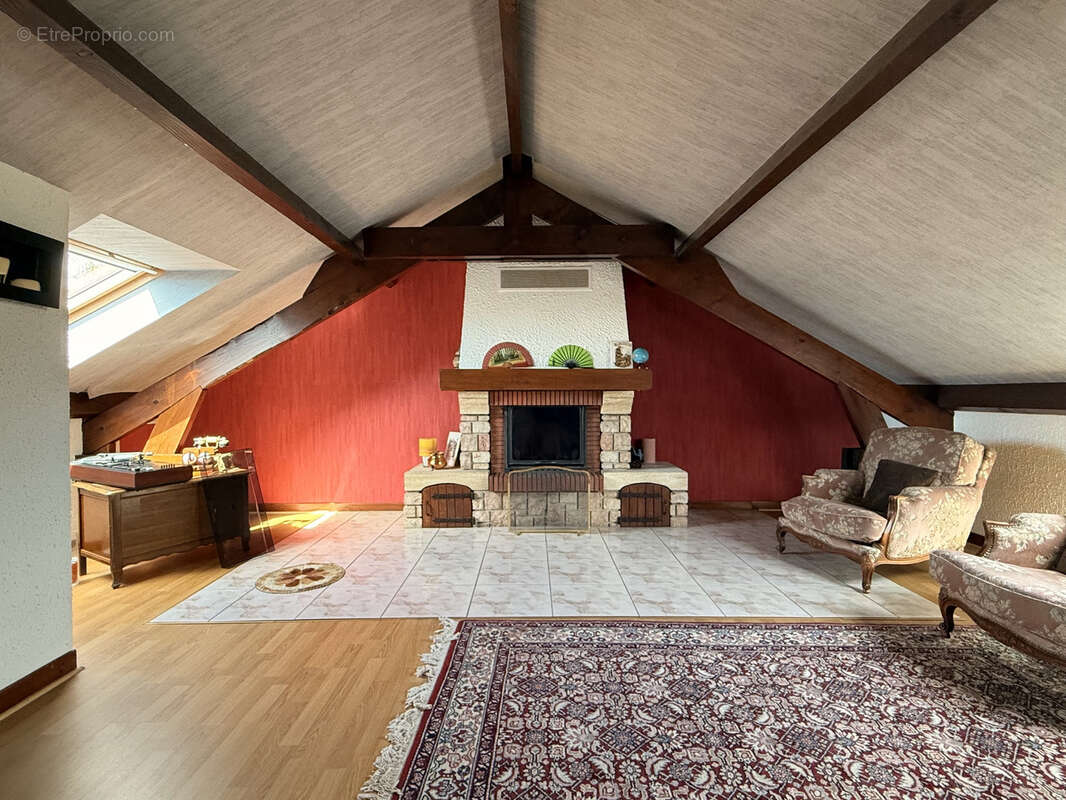 Maison à LESSY