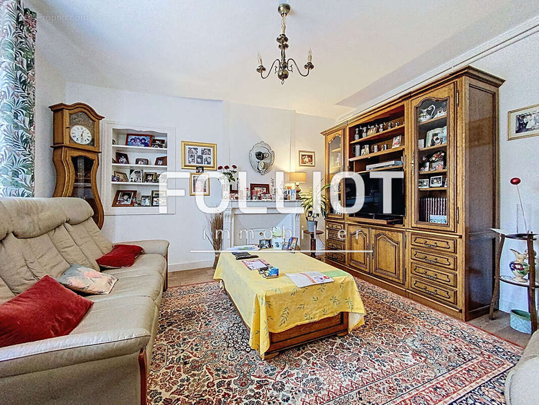 Maison à BRICQUEBEC