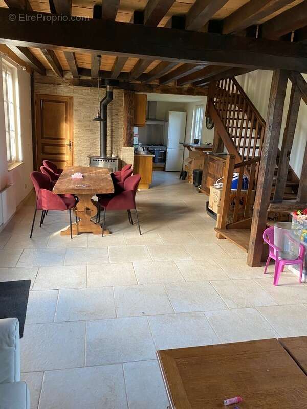 Maison à SAINT-ETIENNE-L&#039;ALLIER