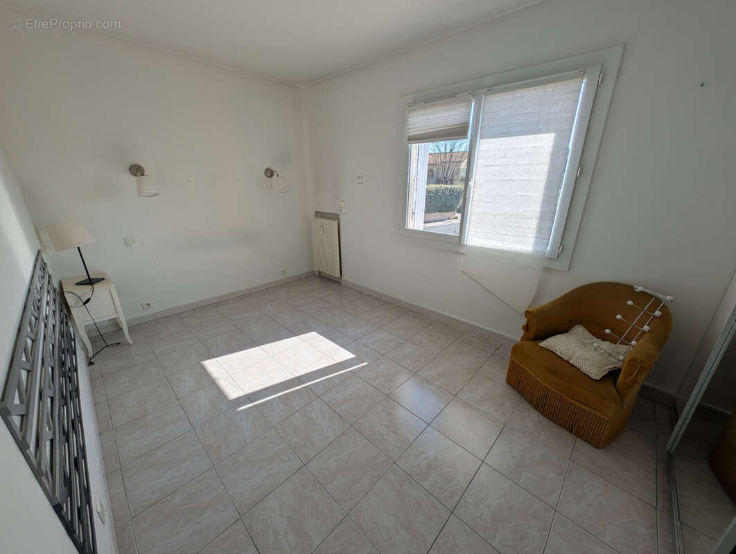 Appartement à SIX-FOURS-LES-PLAGES