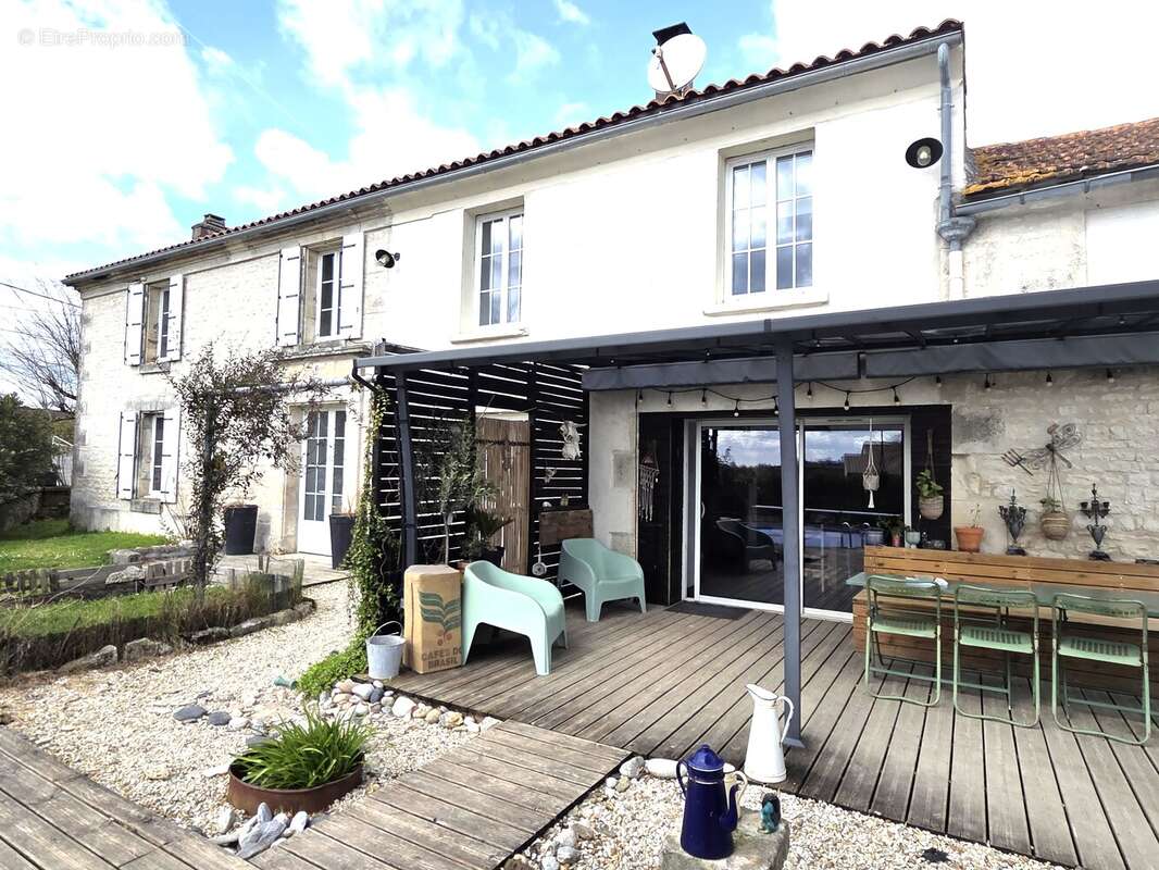 Maison 156 m² à Moulidars  - photo 58