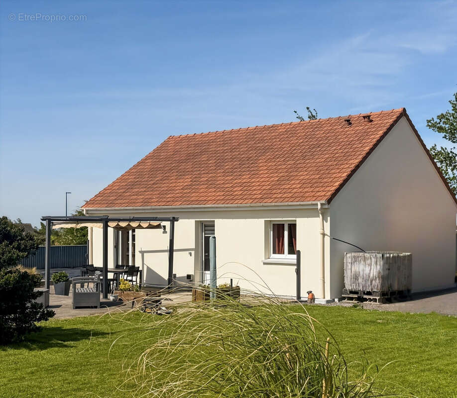 Maison à SAINT-JACQUES-D'ALIERMONT