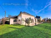 Photo 1 - Maison à LOCMINE