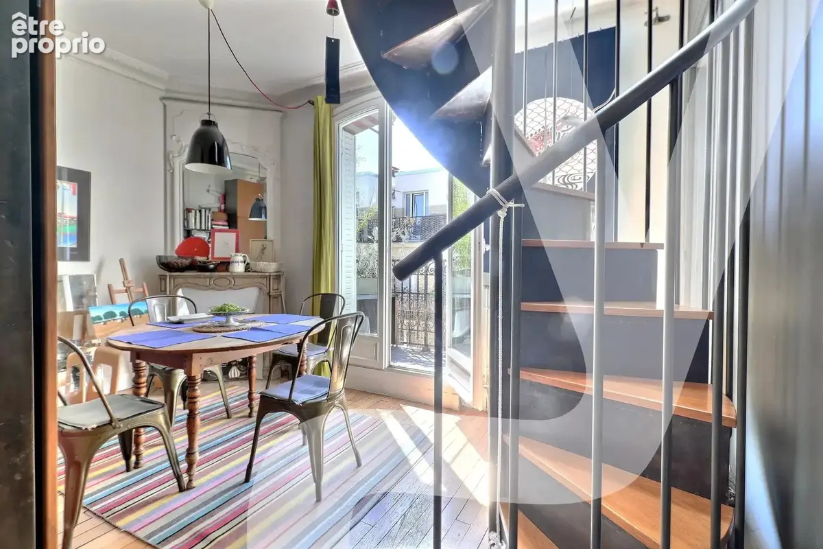 Paris 20e – Village Saint-Fargeau  Duplex 95 m² (102 m² au sol) en dernier étage, 3 chambres dont suite parentale - photo 4