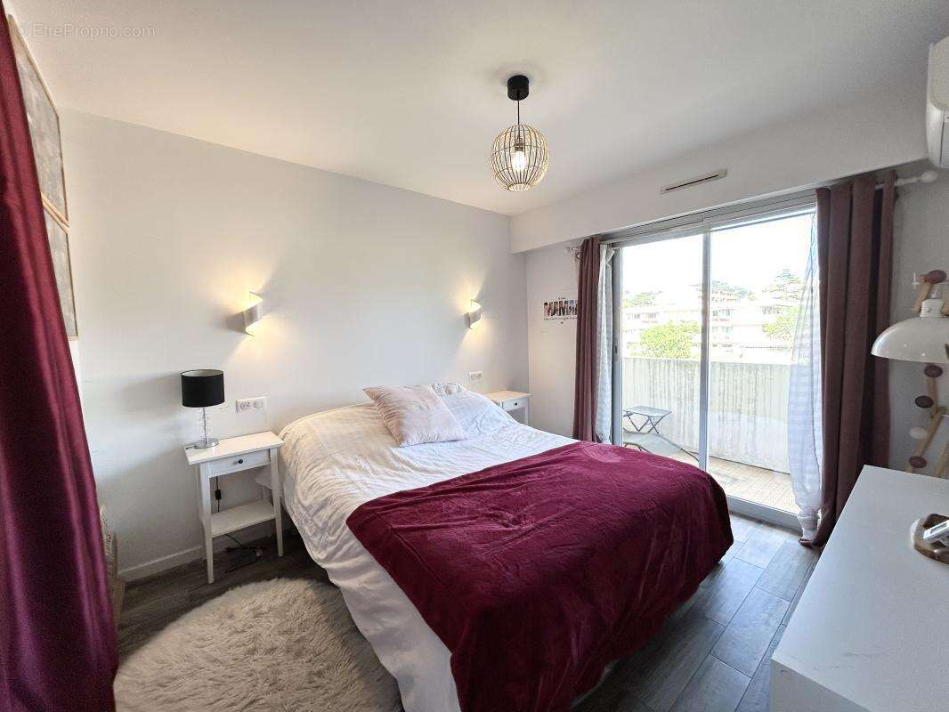 Appartement à LE CANNET