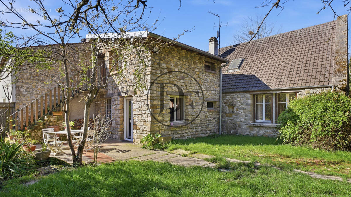 Maison à BOURRON-MARLOTTE