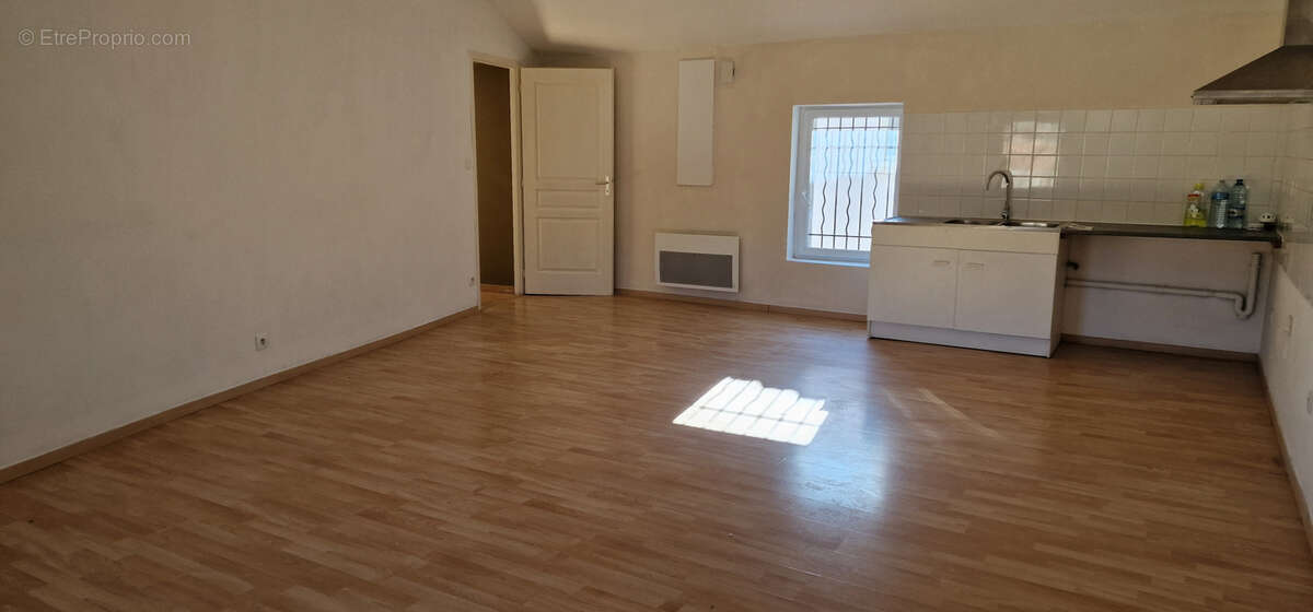 Appartement à LATOUR-DE-FRANCE