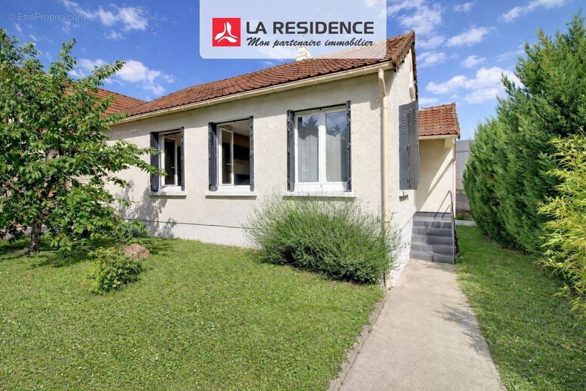 Maison à BONNIERES-SUR-SEINE