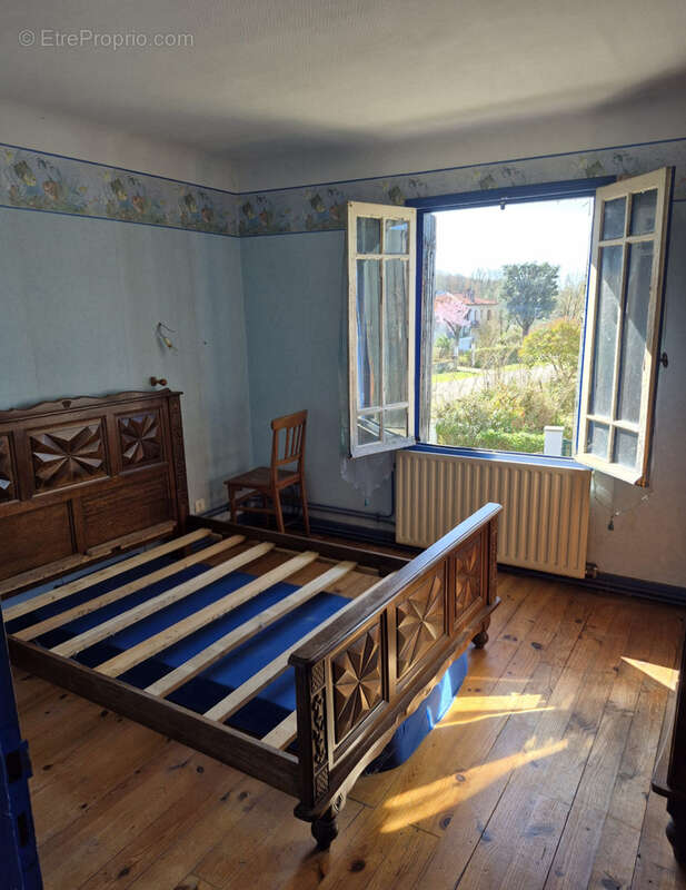 Maison à CASTELNAU-D'AUZAN