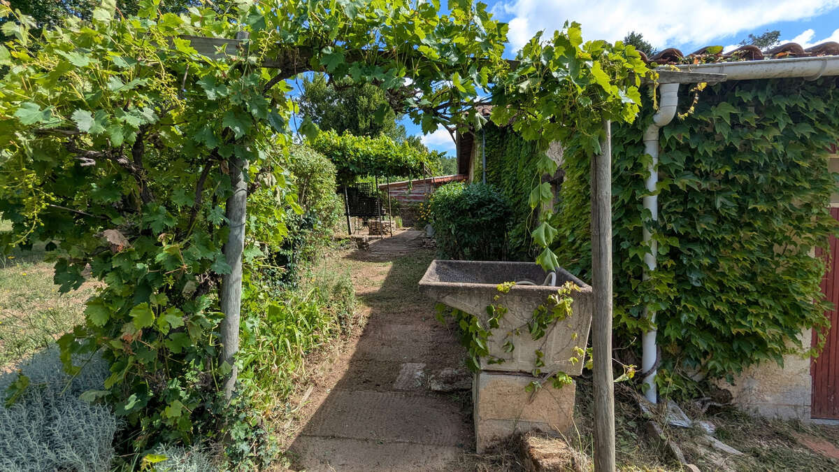 Maison à SIORAC-EN-PERIGORD
