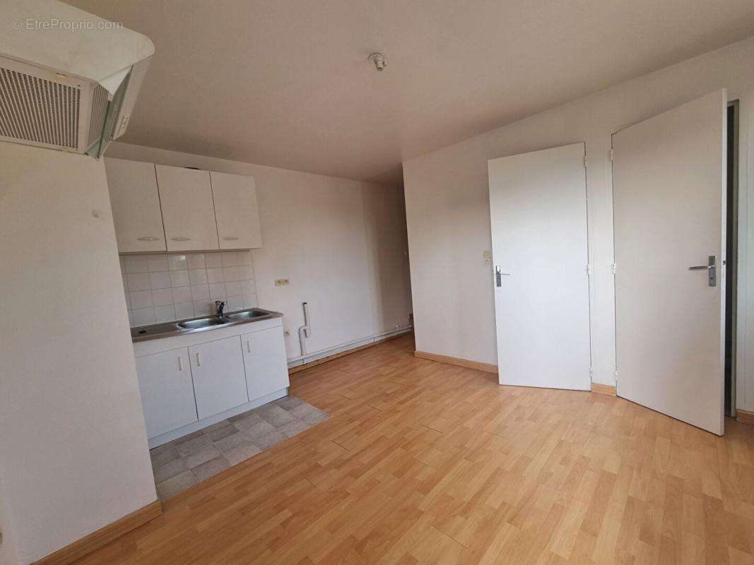 Maison  14 pièce(s) 311 m2 - photo 13