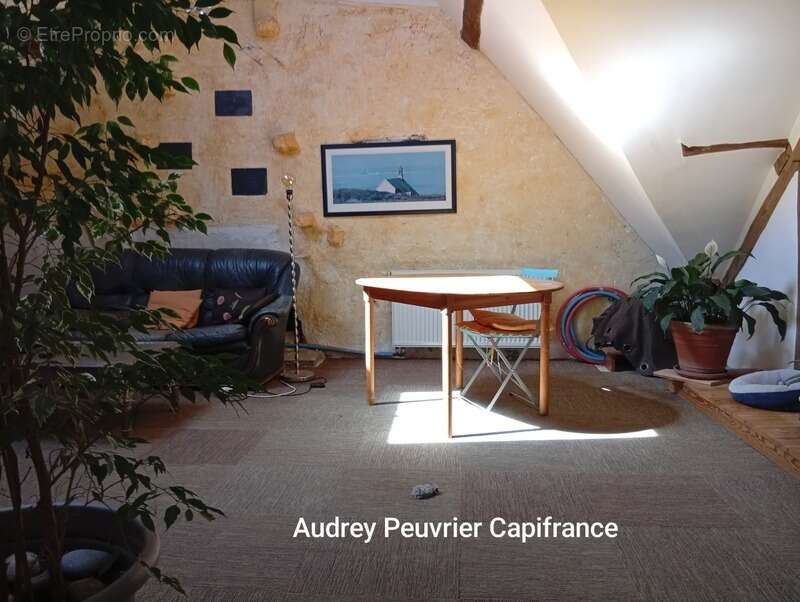 Maison 8 pièces – 167 m² environ – Fort potentiel - photo 6