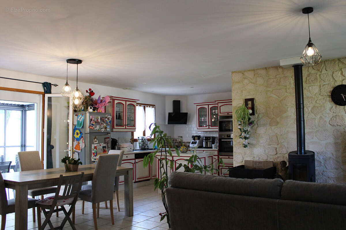 Maison à LA VERNELLE