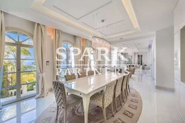 Maison à ROQUEBRUNE-CAP-MARTIN