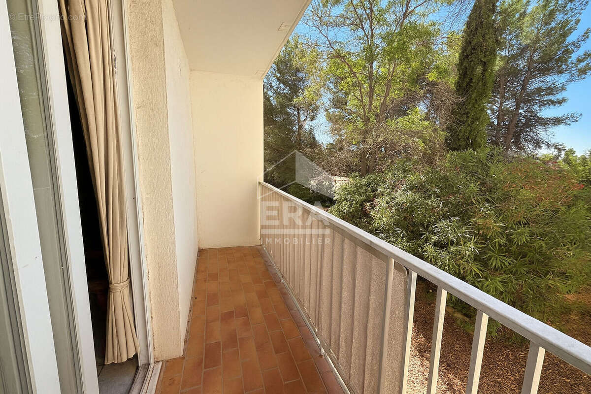 Appartement à PORT-DE-BOUC