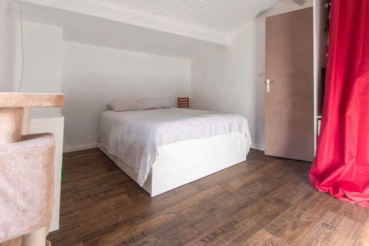 Maison à PONT-DU-CHATEAU