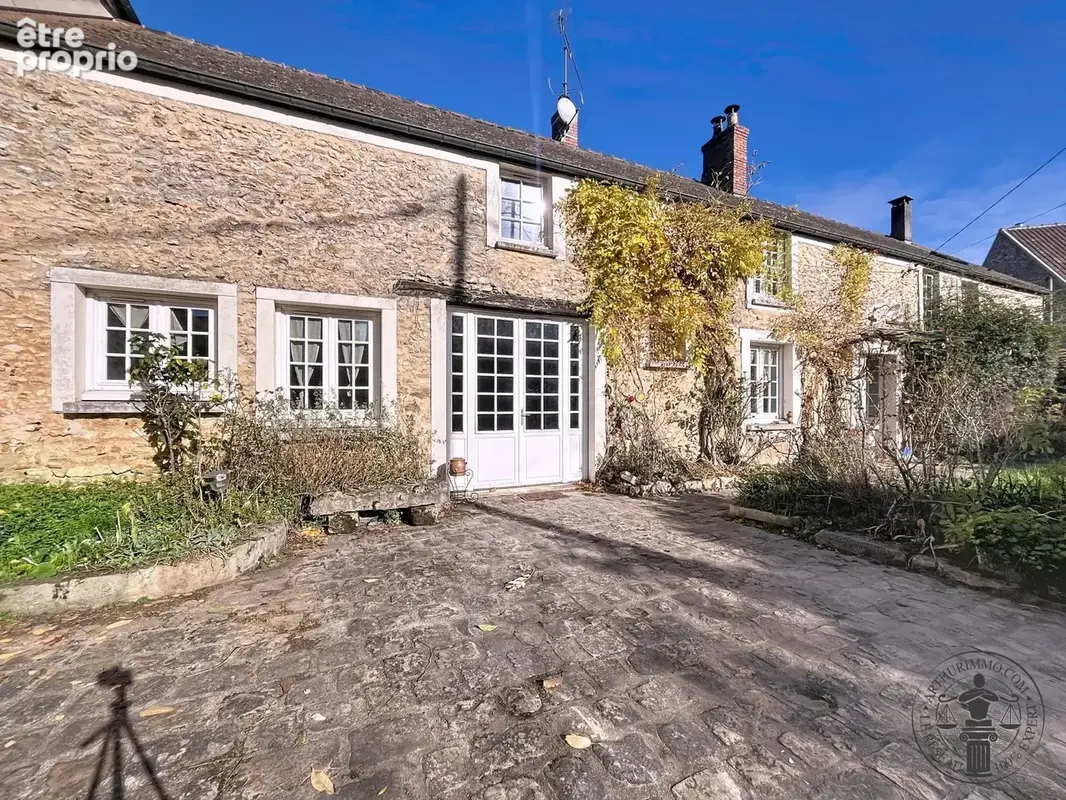 Photo Maison à Dourdan au prix de 369 000€