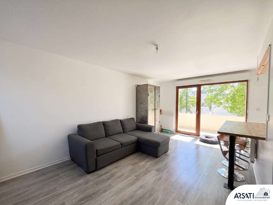Appartement à SAINT-JACQUES-DE-LA-LANDE