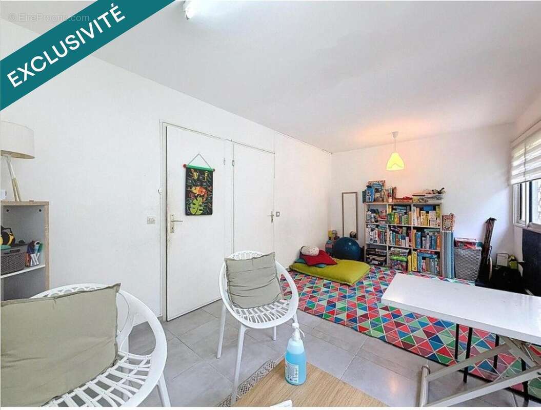Commerce 40 m² à Baie-Mahault  - photo 7