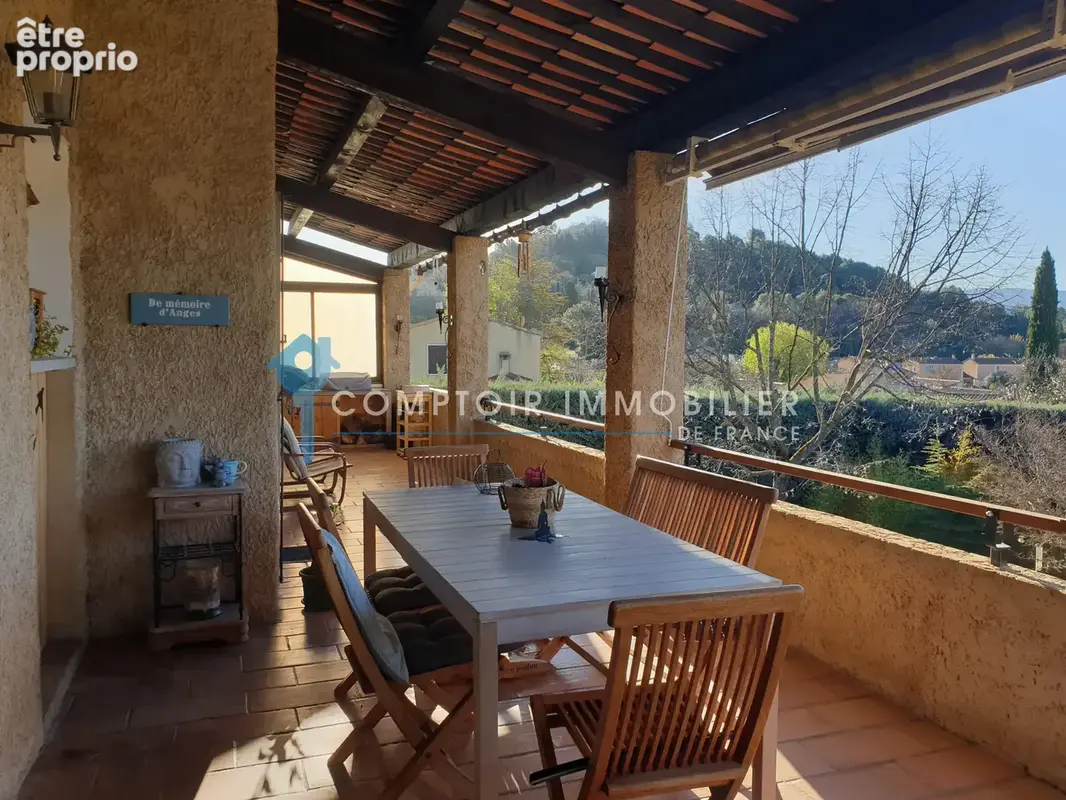 Ensemble immobilier avec maison principale, gîte et chambre d'hôte. - photo 2