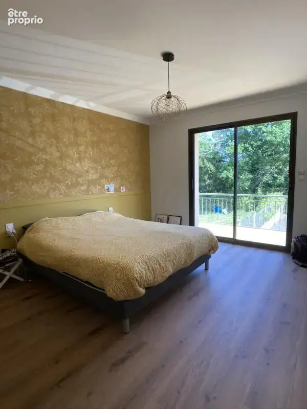 Maison spacieuse implantée sur une belle parcelle de 3000m2 - photo 14