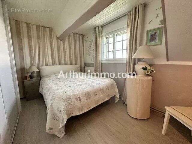 Maison à CAUVILLE-SUR-MER